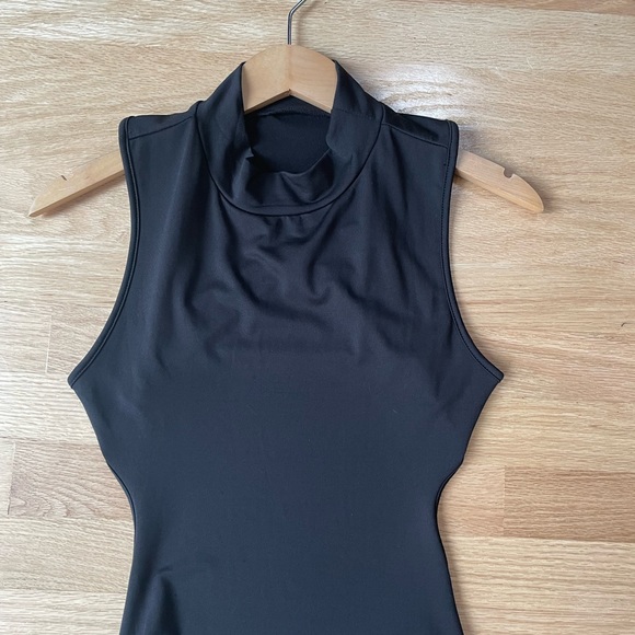 Black Cut Out Bodycon Dress Size Medium NEW Without Tags - Picture 3 of 7